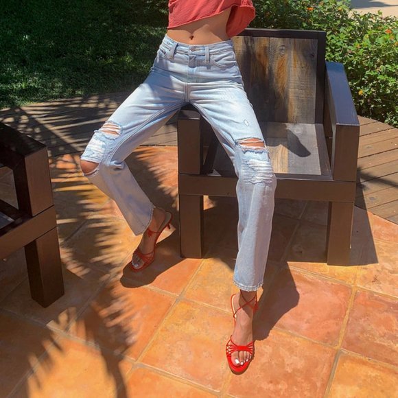 BDG High-Waisted Slim Straight Jean –Distressed Bleached Wash - Picture 2 of 3